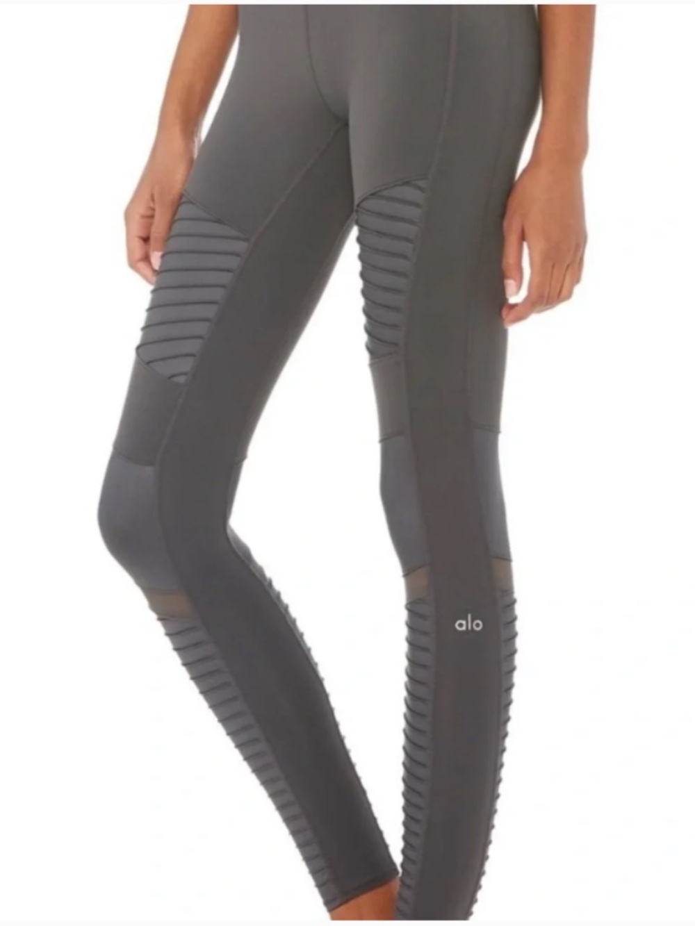 Alo Yoga Mid-Rise Moto Legging in Anthracite Dark Grey - Size XS